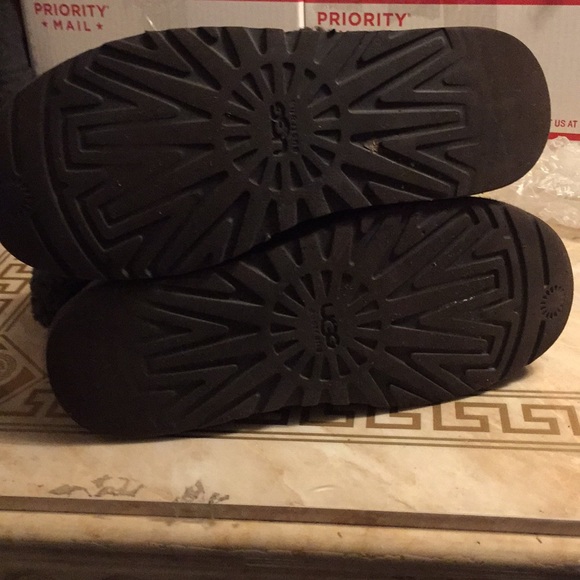 UGG Classic cuff mini boots - Picture 8 of 8